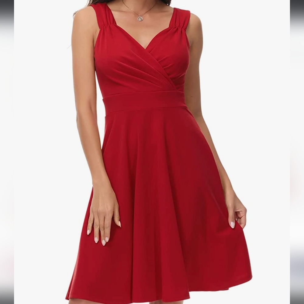 ❤️‍🔥 Sleeveless Red Cocktail Dress